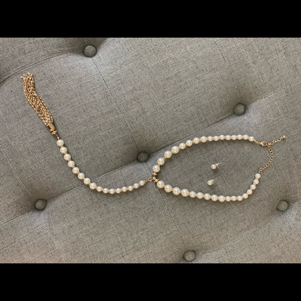 Pearl & Gold - Costume Jewelry - Necklace & Pierced Earrings - NWT/NEVER WORN